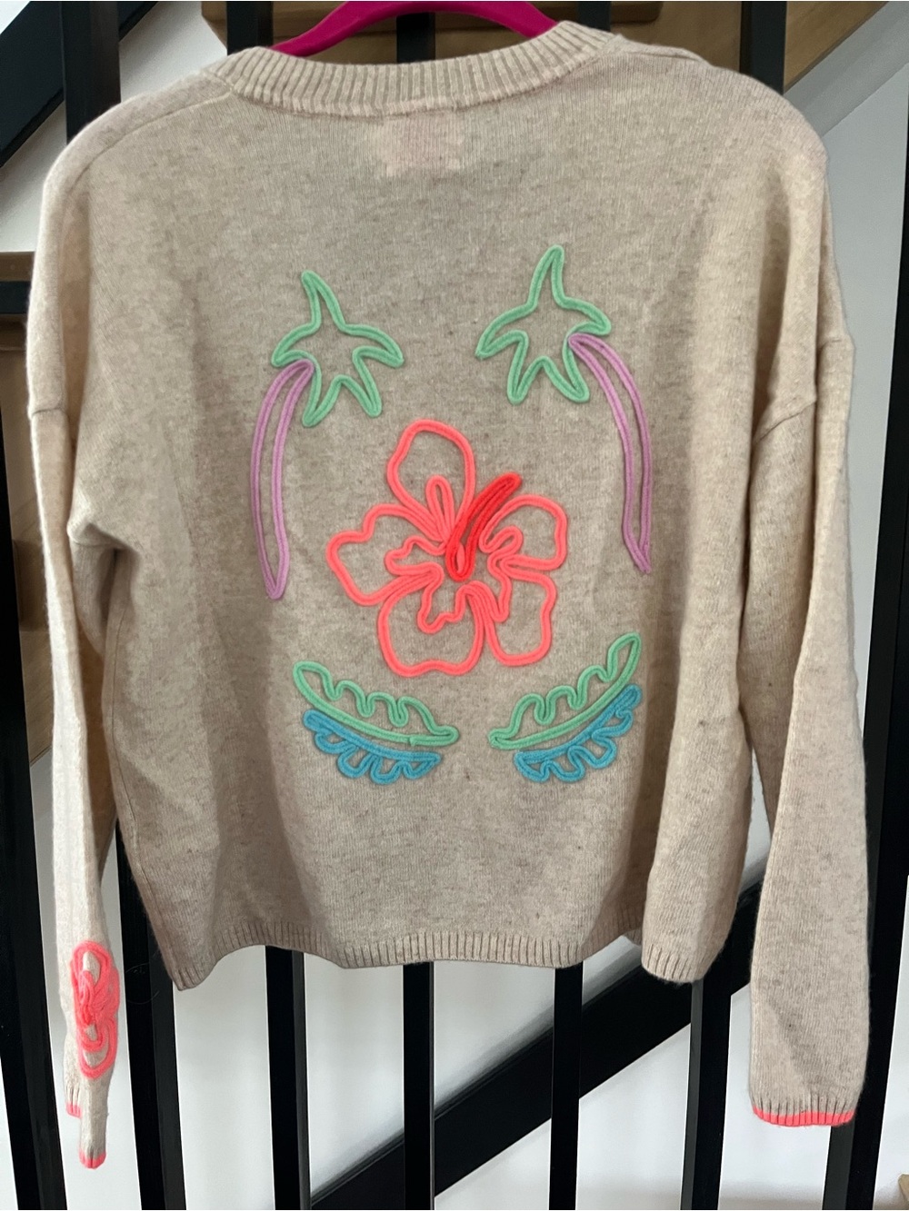 NWT Brodie Cashmere Tropical Knit V Neck Sweater Size S